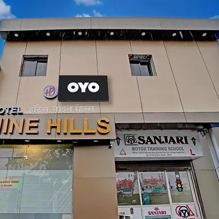 Hotel Oyo Flagship Nine Hills 3*