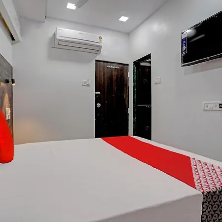 O Nithyanand Hotel 3*