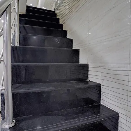 O Nithyanand 3* Mumbai