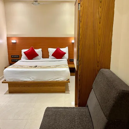 Residency Park Near Masjid Rly Station South