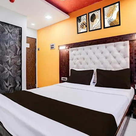 Super Collection O Asalpha Near International Airport Hotel Mumbai