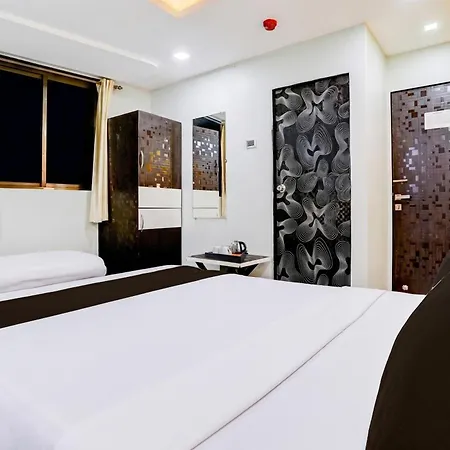 Super Collection O Asalpha Near International Airport Mumbai