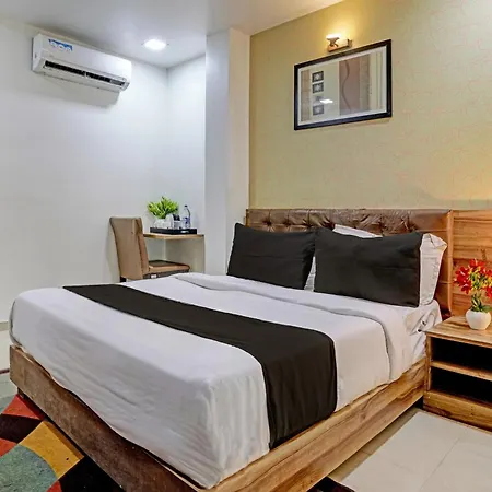 Hotel O Blue Near R Mall
