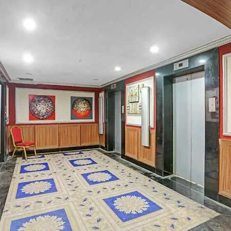 Townhouse Royal Palms Hotel