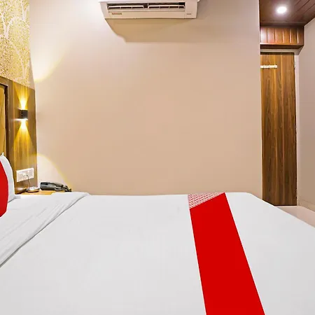Super O Andheri East 3*