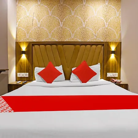 Hotel Super O Andheri East 3*