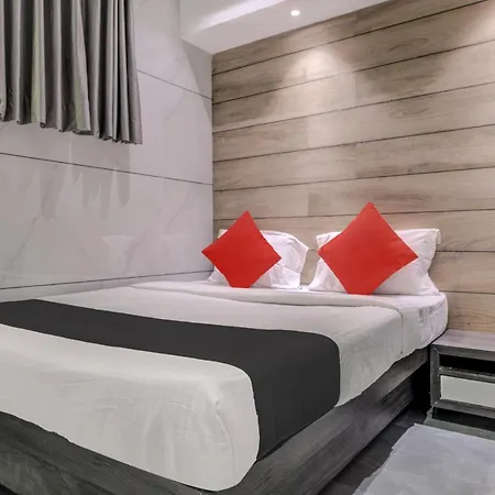 Hotel Spring Residency 3*