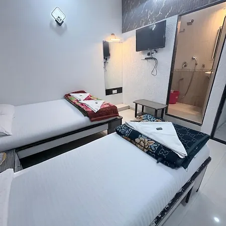 Hotel Broadway Colaba