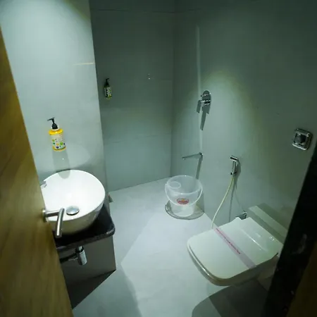 Hotel Amber Paramount 3*