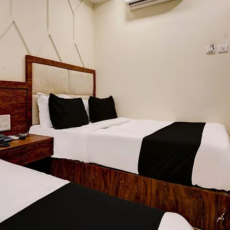 Hotel O Ashirwad 4*