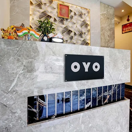 O Ashirwad Hotel