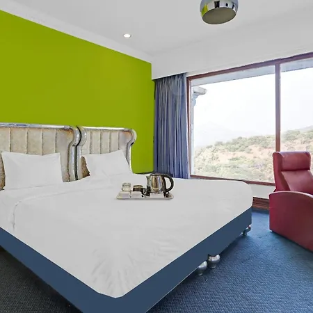 Hotel Townhouse Royal Palms