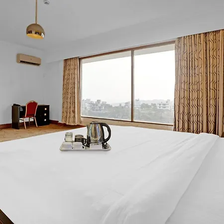 Townhouse Royal Palms Hotel Mumbai
