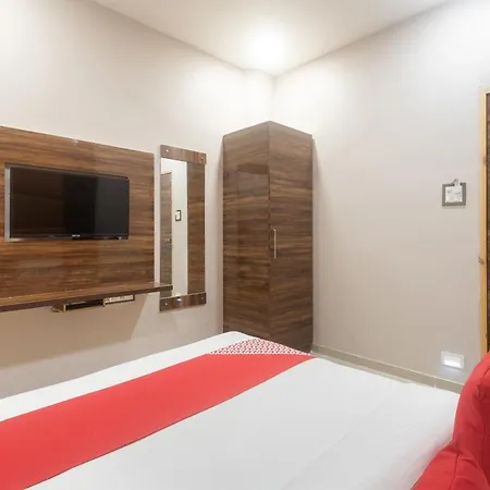 Blue Executive Near Chhatrapati Shivaji International Airport Hotel