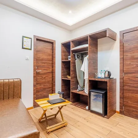 Treebo Premium Widlor Boutique With Swimming Pool 4*
