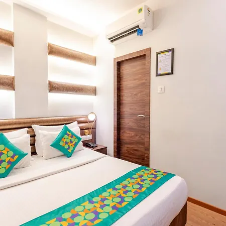 Hotel Treebo Premium Widlor Boutique With Swimming Pool Mumbai