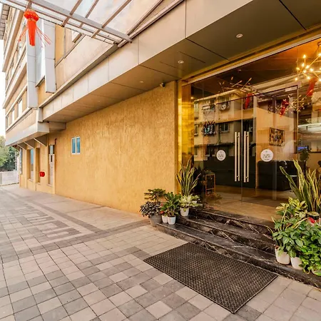 Hotel Treebo Premium Widlor Boutique With Swimming Pool 4*