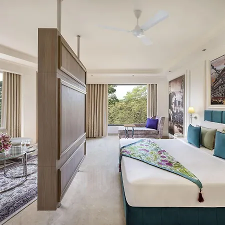 Aurika, International Airport - Luxury By Lemon Tree Hotel 5*
