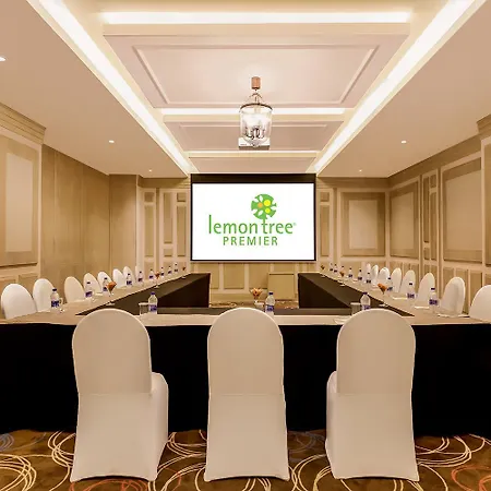 Aurika, International Airport - Luxury By Lemon Tree