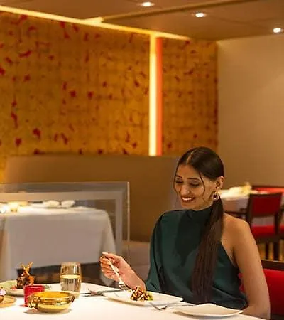 Trident Bandra Kurla 5*