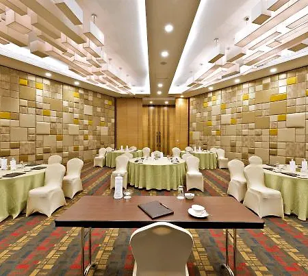 Meluha The Fern Mumbai, Powai, Series By Marriott 5* Mumbai