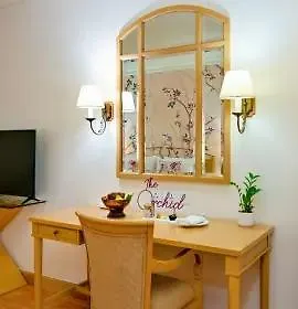 The Orchid Parle Hotel 5*
