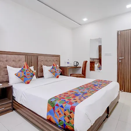 New Blue Sapphire Residency Hotel 3*