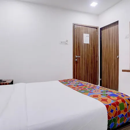 Hotel New Blue Sapphire Residency 3*