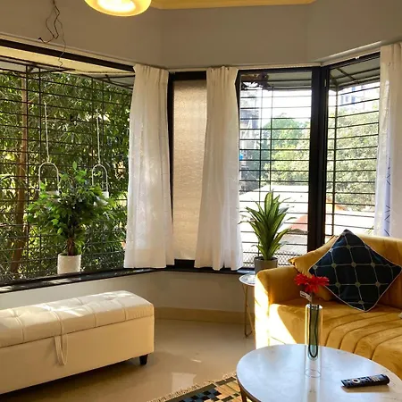 Connekthomes - Simon Lydia A Sunlit Charm In Bandra, Pali Village * Mumbai