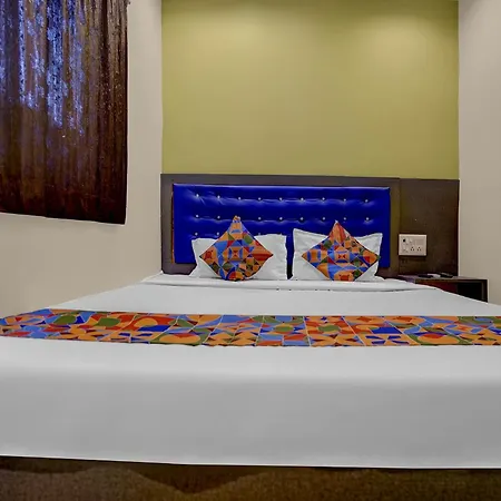 Hotel Via Shera Residency 2*