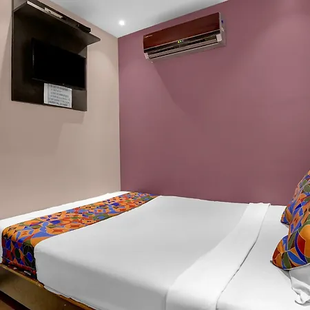 Via Shera Residency Hotel 2*
