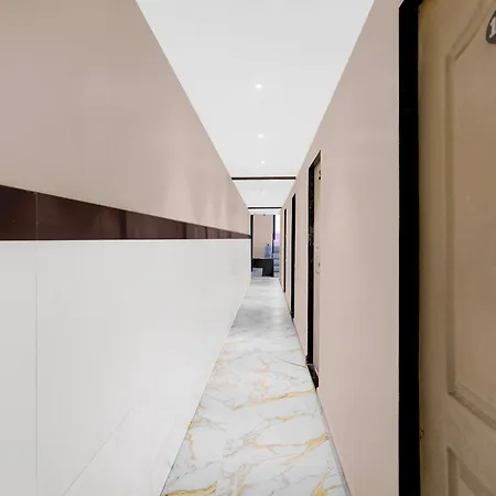 Hotel Via Shera Residency 2*