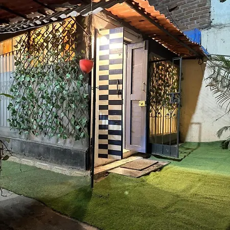 Independent Garden Cottage-bandra-carter Road Mumbai