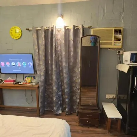 Independent Garden Cottage-bandra-carter Road