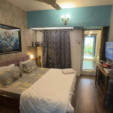 Independent Garden Cottage-bandra-carter Road * Mumbai