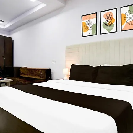Super O Four Formerly Ardaas Residency Hotel 2*