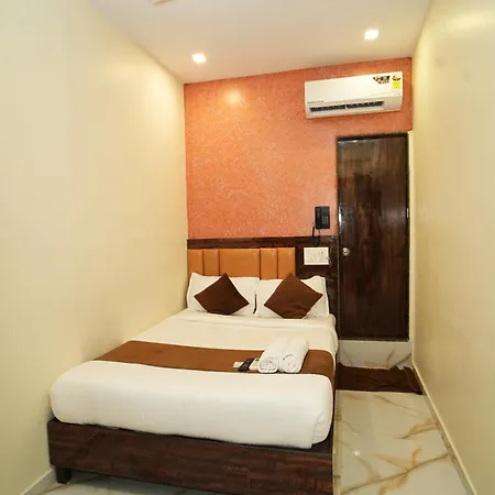 Rinza Residency