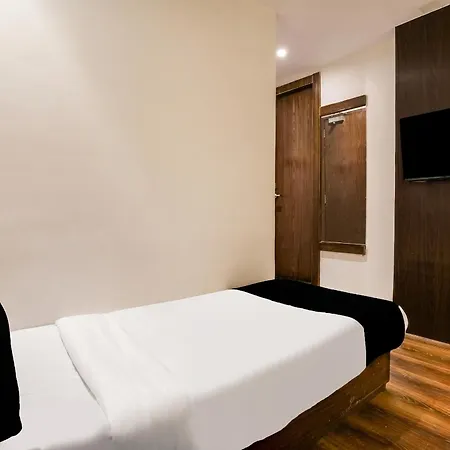 Collection O Andheri Near Western Express Highway 4* Mumbai