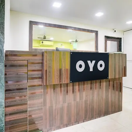 O Om Sai Palace Hotel