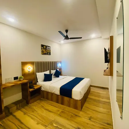 Hotel Zara International 3*
