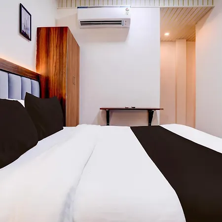 Super O Ananta Hotel