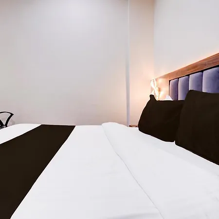 Hotel Super O Ananta 3*