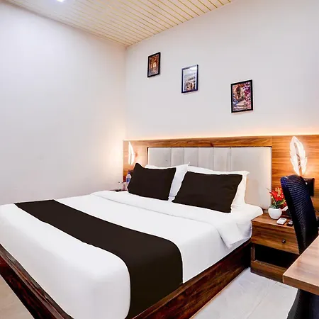 Hotel Super O Ananta 3*