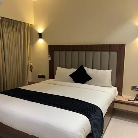 Golden Crown Guest house