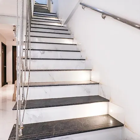 Via White Star Hotel 3*
