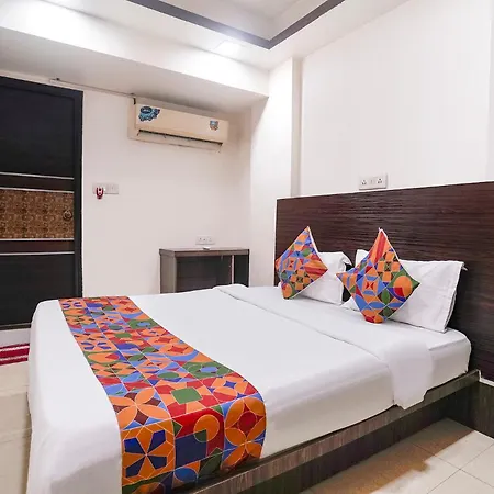 Via White Star Hotel 3*