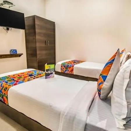 Retreats At Precious Pearl - Near International Airport ! Hotel Mumbai