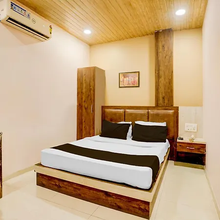 O Tawakkal Hotel