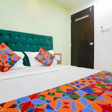 Hotel Via Palace 3*