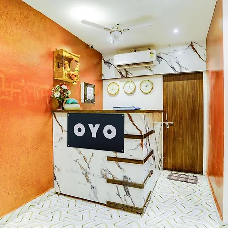 Hotel O Rishi Palace 3*